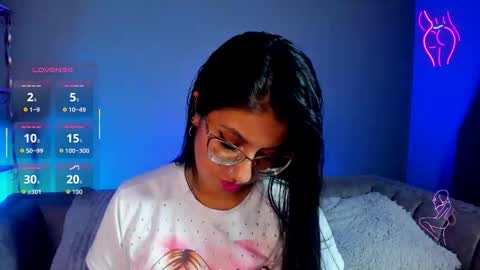 Snapshot of charlhot_ chatting on 11-14-25, 12:48 charlhot_ online show from 11-14-25, 12:48