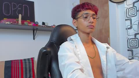 Snapshot of charlieerusso chatting on 12-04-24, 08:12 Charles Russo online show from 12-04-24, 08:12