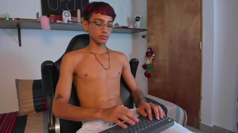 Snapshot of charlieerusso chatting on 12-05-24, 04:53 Charles Russo online show from 12-05-24, 04:53