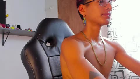 Snapshot of charlieerusso chatting on 12-10-24, 07:32 Charles Russo online show from 12-10-24, 07:32