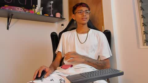 Snapshot of charlieerusso chatting on 12-28-24, 12:26 Charles Russo online show from 12-28-24, 12:26