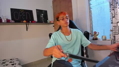 Snapshot of charlieerusso chatting on 01-10-25, 09:42 Charles Russo online show from 01-10-25, 09:42