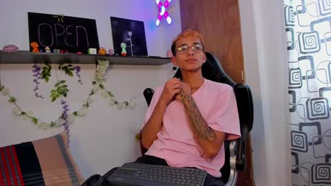 Snapshot of charlieerusso chatting on 01-31-25, 07:29 Charles Russo online show from 01-31-25, 07:29