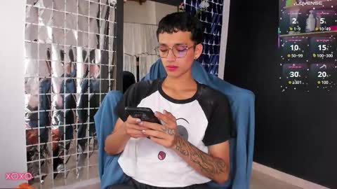 Snapshot of charlieerusso chatting on 02-28-26, 04:19 Charles Russo online show from 02-28-26, 04:19