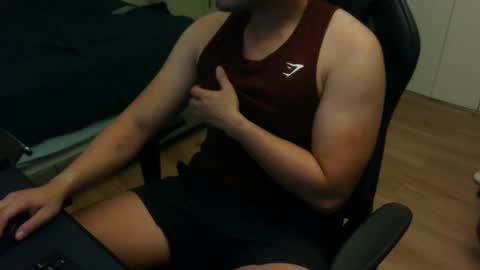 Snapshot of charliekkw chatting on 12-04-24, 03:26 charliekkw online show from 12-04-24, 03:26