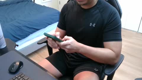 Snapshot of charliekkw chatting on 02-20-25, 04:14 charliekkw online show from 02-20-25, 04:14