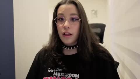 You honey online show from 09-18-25, 11:23