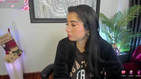 Charlote online show from 12-28-24, 07:11