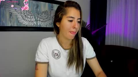 Charlote online show from 10-10-25, 11:42