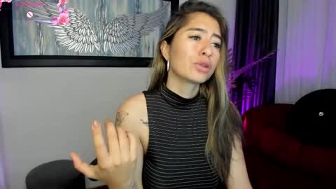 Charlote online show from 11-08-25, 11:43