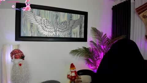 Charlote online show from 11-20-25, 12:16