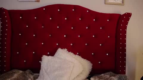 charlotte1_ls online show from 02-22-25, 01:55