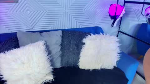 Snapshot of charlotte_2015 chatting on 10-23-25, 11:09 ambar online show from 10-23-25, 11:09