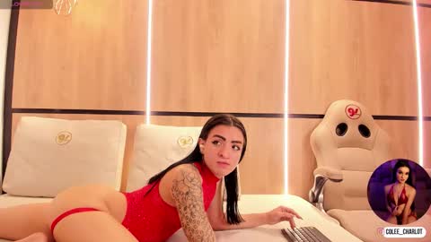 Charlotte colee online show from 10-31-25, 11:44