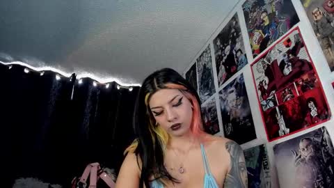 Snapshot of charlotte_mansson chatting on 10-27-25, 08:24 Charlotte online show from 10-27-25, 08:24