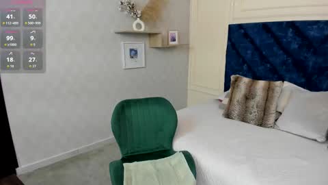 Snapshot of charlotte_mayers chatting on 10-17-25, 11:24 Charlotte Mayers online show from 10-17-25, 11:24