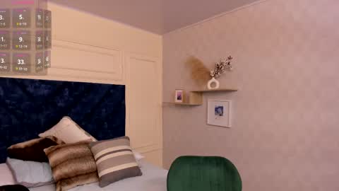 Snapshot of charlotte_mayers chatting on 10-24-25, 11:28 Charlotte Mayers online show from 10-24-25, 11:28