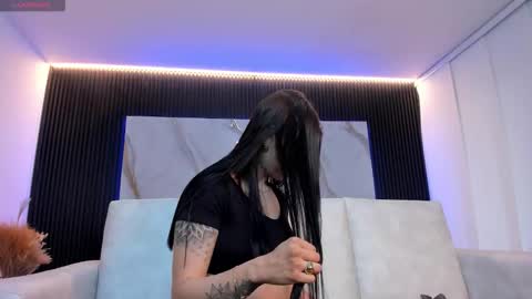 Charlotte  Everyday From 0700 to 1300 Col Time online show from 11-25-25, 11:32