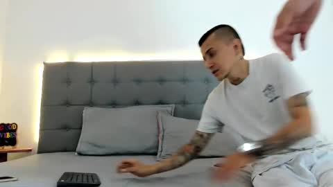 charlotteandsimon online show from 10-06-25, 11:51