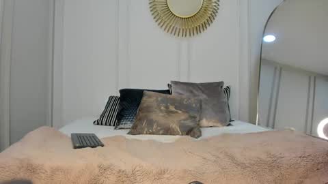 Snapshot of charlottebrownn_ chatting on 09-20-25, 12:44 charlottebrownn_ online show from 09-20-25, 12:44