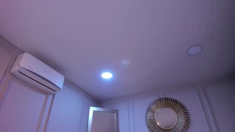 Snapshot of charlottebrownn_ chatting on 12-21-25, 04:30 charlottebrownn_ online show from 12-21-25, 04:30