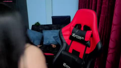 Snapshot of charlottee_lovee69 chatting on 02-12-26, 02:50 Natalia online show from 02-12-26, 02:50