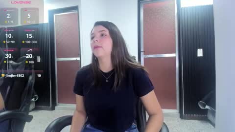 Snapshot of charlottee_starr chatting on 09-25-25, 08:12 charlottee_starr online show from 09-25-25, 08:12