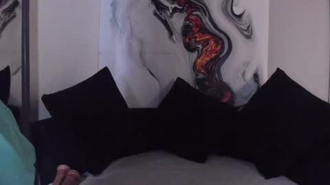 charlottegray_1 online show from 11-24-25, 12:16