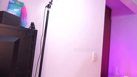 ill be online tomorrow December 1st online show from 02-11-26, 04:06