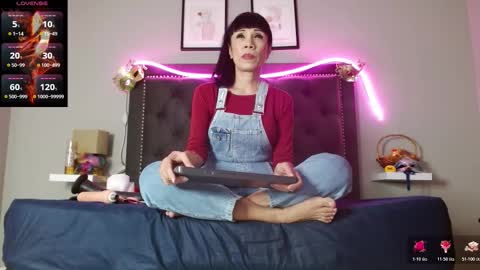 CharlotteLemke online show from 11-27-25, 02:08