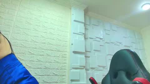 Charlotte  Schmidt online show from 12-17-25, 11:27