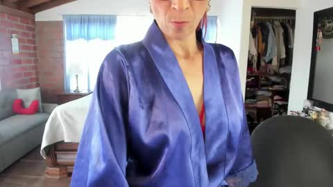 Snapshot of charlottewillson chatting on 10-03-25, 05:21 Charlotte online show from 10-03-25, 05:21