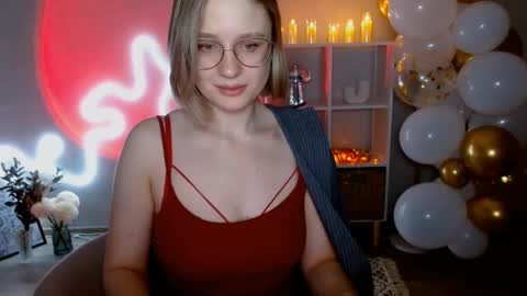 Michelle  online show from 12-07-24, 01:03