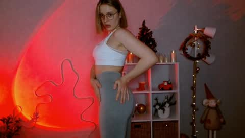 Michelle  online show from 12-14-24, 06:13