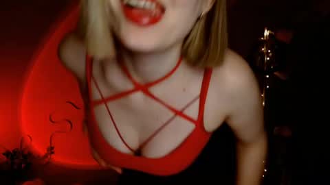 Michelle  online show from 12-16-24, 09:35