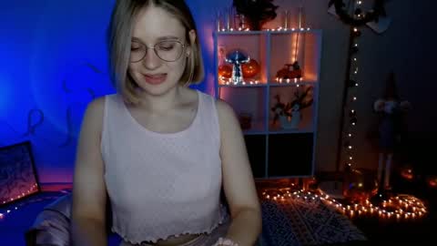 Michelle  online show from 12-21-24, 03:58