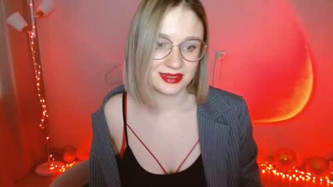 Michelle  online show from 01-28-25, 03:15