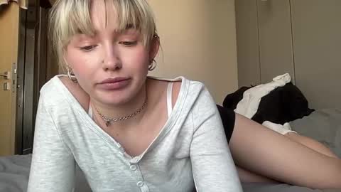 Snapshot of charming_daisy chatting on 02-14-25, 09:56 my fansly Charming daisy My Wishlist for new toys online show from 02-14-25, 09:56