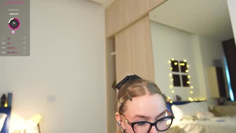 Snapshot of charming_daisy chatting on 02-16-25, 07:37 my fansly Charming daisy My Wishlist for new toys online show from 02-16-25, 07:37