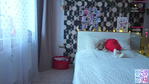 my fansly Charming daisy              My Wishlist  for new toys     online show from 01-14-26, 09:37