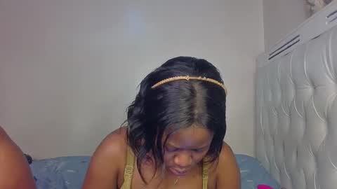 charming_kittie online show from 09-15-25, 10:59