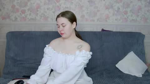 Snapshot of charming_lolla chatting on 01-24-25, 12:20 charming_lolla online show from 01-24-25, 12:20