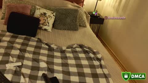 insta  online show from 12-26-24, 11:46