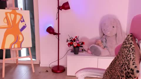 Victoria online show from 03-05-26, 10:44