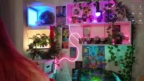 Snapshot of charmings_054 chatting on 12-27-24, 05:16 Belle and Miley online show from 12-27-24, 05:16