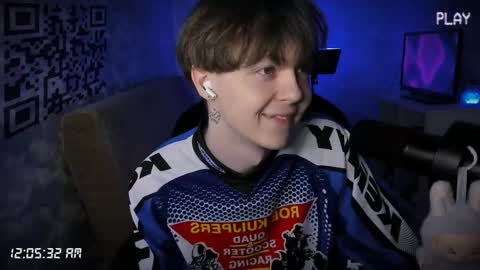 lynxy online show from 11-07-25, 09:04