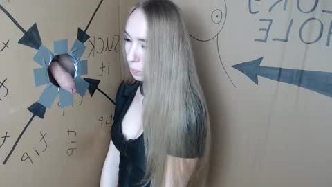 Anna online show from 12-05-25, 12:14