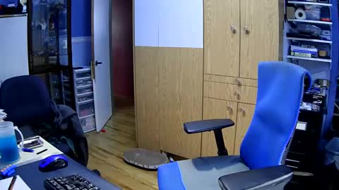 wanaBeYourToy online show from 12-07-24, 06:59