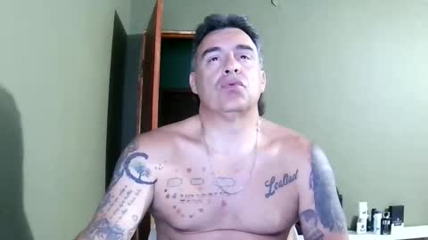 Snapshot of chato012 chatting on 01-01-25, 05:54 chato012 online show from 01-01-25, 05:54