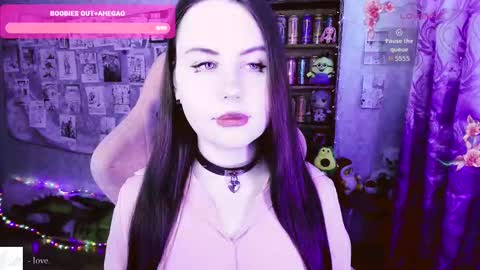 Mia online show from 03-11-26, 09:37